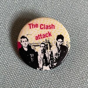 Vintage The Clash Attack Pin Button
